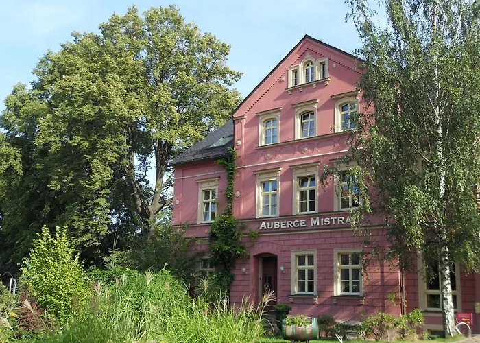 Wein-Hotel Auberge Mistral