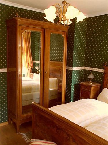 Guest house Wein-hotel Mistral 2*