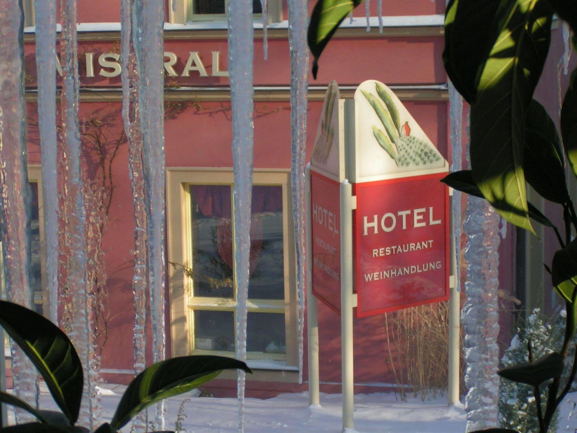 Guest house Wein-hotel Mistral 2*
