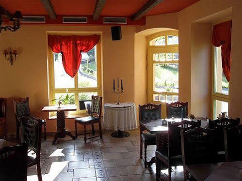 Wein-hotel Mistral Guest house Freiberg