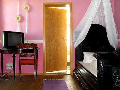 Wein-hotel Mistral Guest house Freiberg
