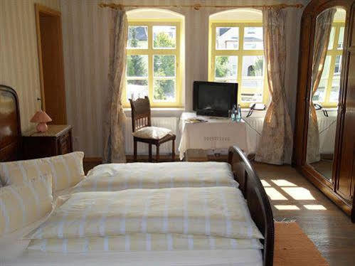 Wein-hotel Mistral Guest house Freiberg